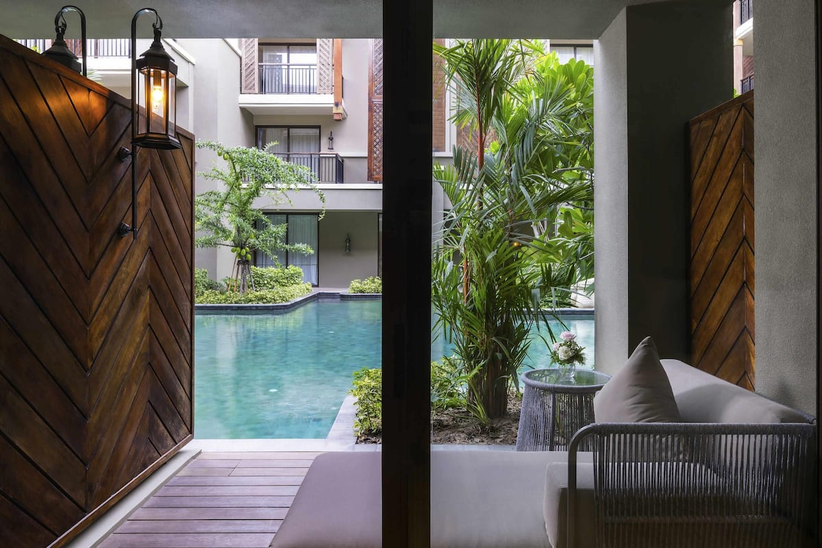 Phòng Deluxe, 2 giường đơn, có thể sử dụng hồ bơi (Beach Wing) | Két bảo mật tại phòng, bàn, màn/rèm cản sáng, bàn ủi/dụng cụ ủi quần áo