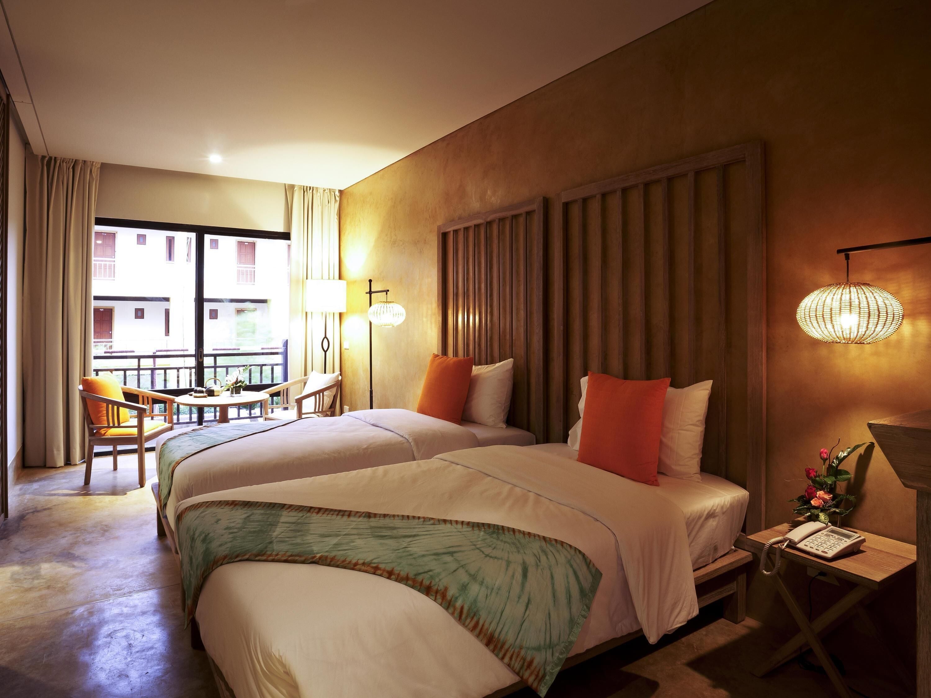 Standard Room, 2 Single Beds (Garden Wing) | In-room safe, desk, blackout curtains, iron/ironing board
