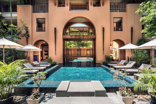 Mercure Samui Chaweng Tana Hotel