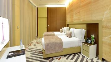 Executive-Suite | Hochwertige Bettwaren, Minibar, Zimmersafe, Schreibtisch