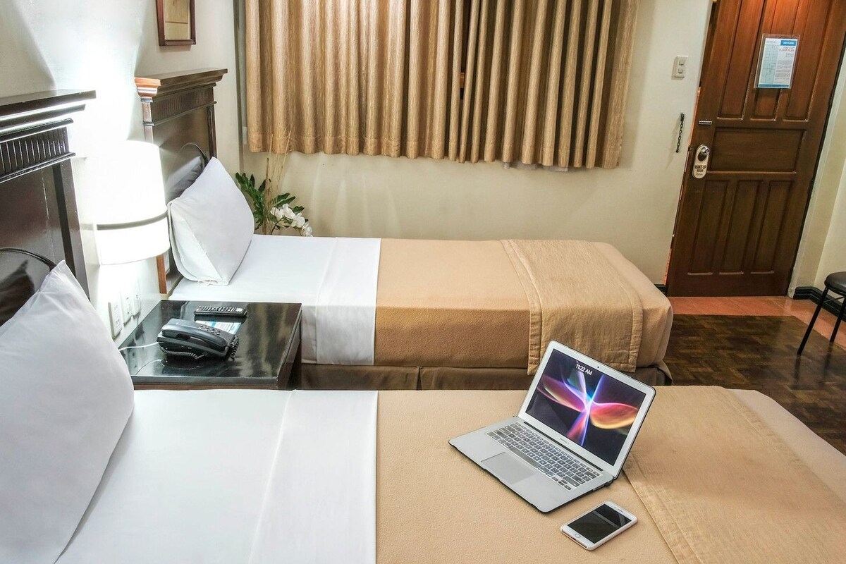 Minibar, desk, rollaway beds, free WiFi