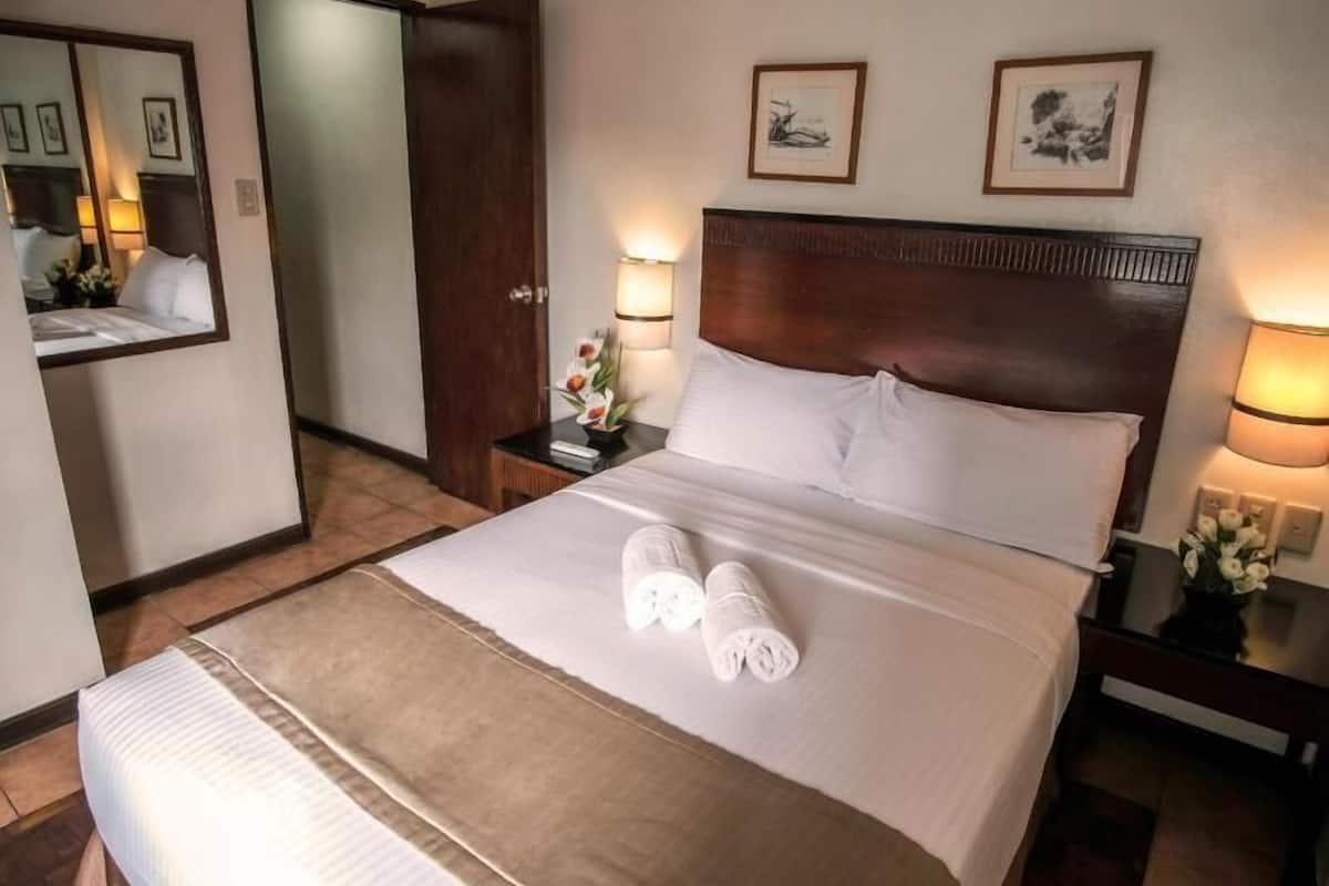 Minibar, bureau, lits pliants/supplémentaires, Wi-Fi gratuit