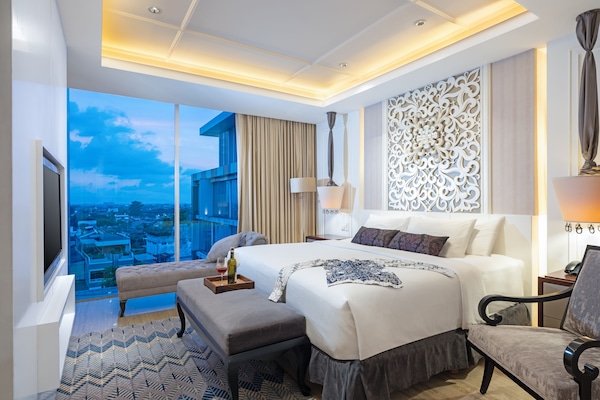 ARTSY Suite | 1 phòng ngủ, két bảo mật tại phòng, bàn, màn/rèm cản sáng
