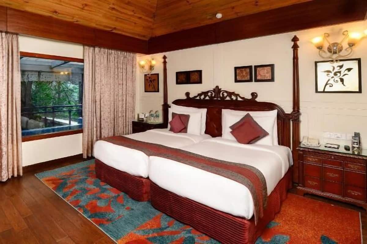 Artículos del minibar gratis y caja de seguridad en la habitación