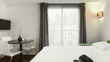 Apartamento, 1 habitación | 1 dormitorio, escritorio, sistema de insonorización