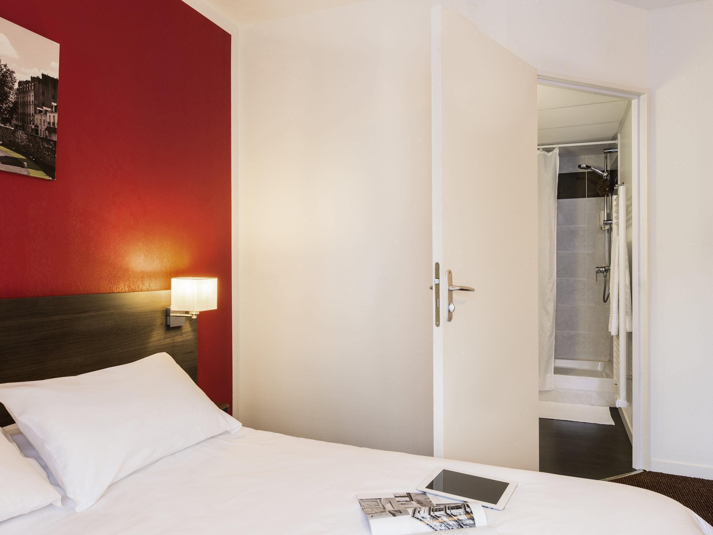 Studio, 1 Double Bed | Desk, soundproofing, iron/ironing board, WiFi (free)