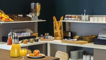 Daily buffet breakfast for a fee