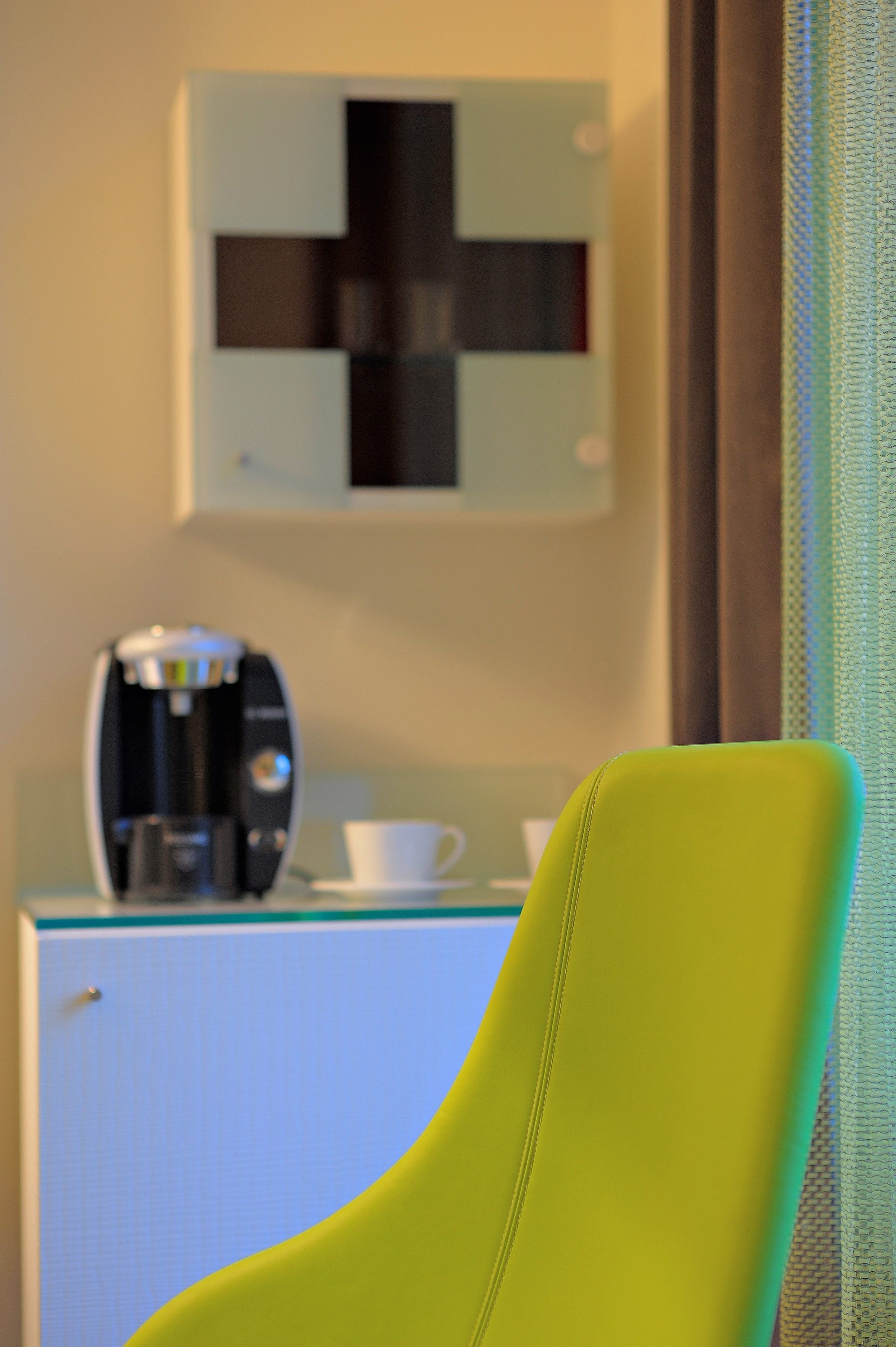 premium bedding, in-room safe, blackout curtains, soundproofing