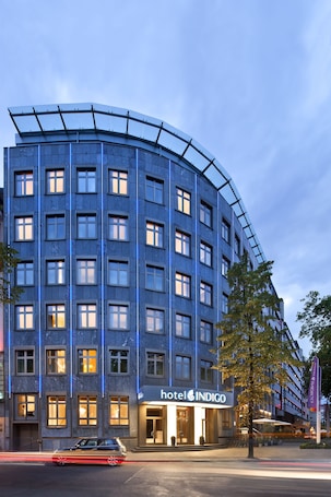 Front of property – evening/night. Hotel Indigo Berlin – Ku’damm by IHG