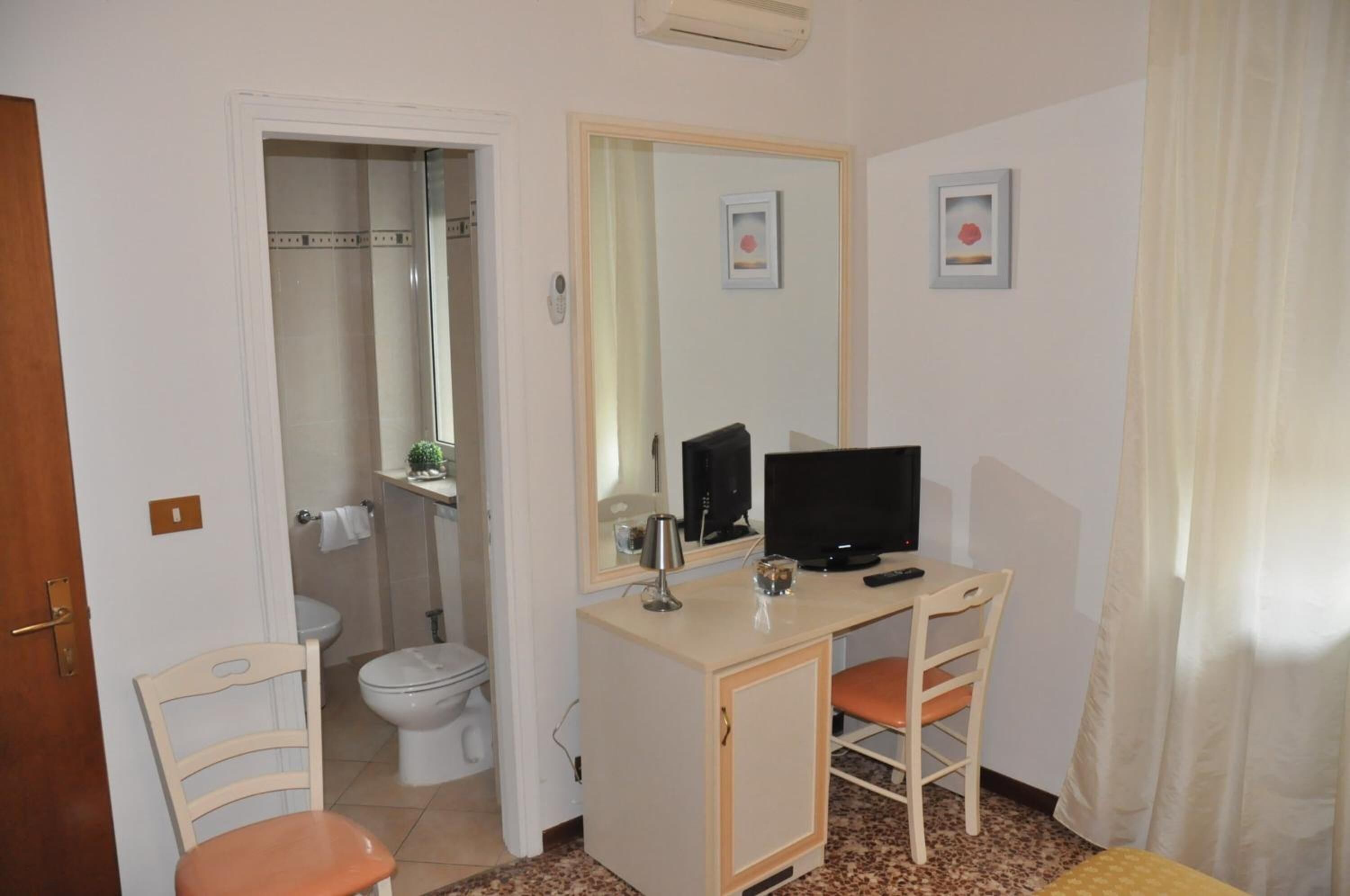 egyptian cotton sheets, minibar, in-room safe, individually decorated