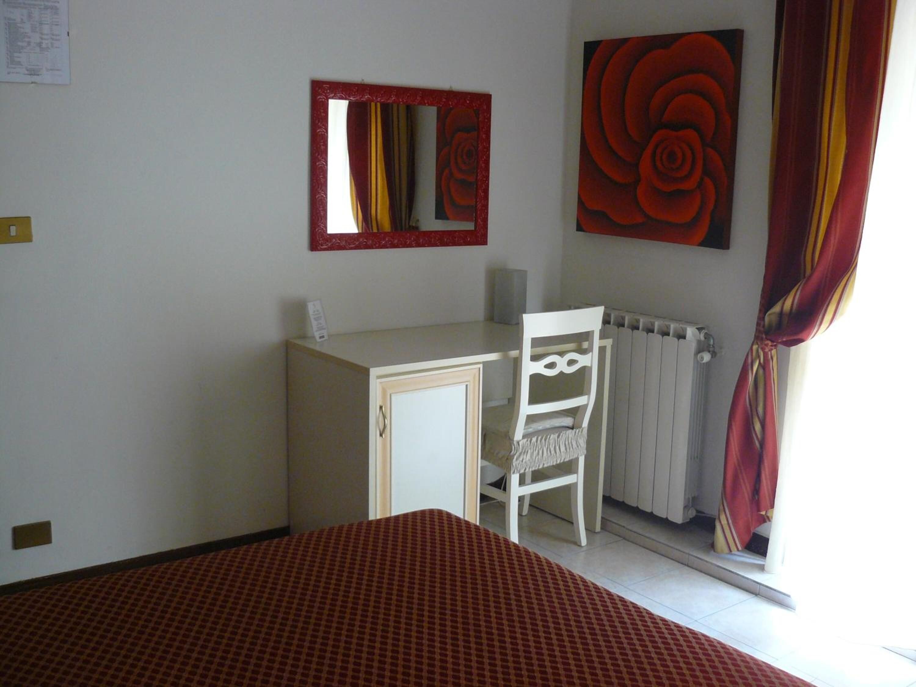 egyptian cotton sheets, minibar, in-room safe, individually decorated