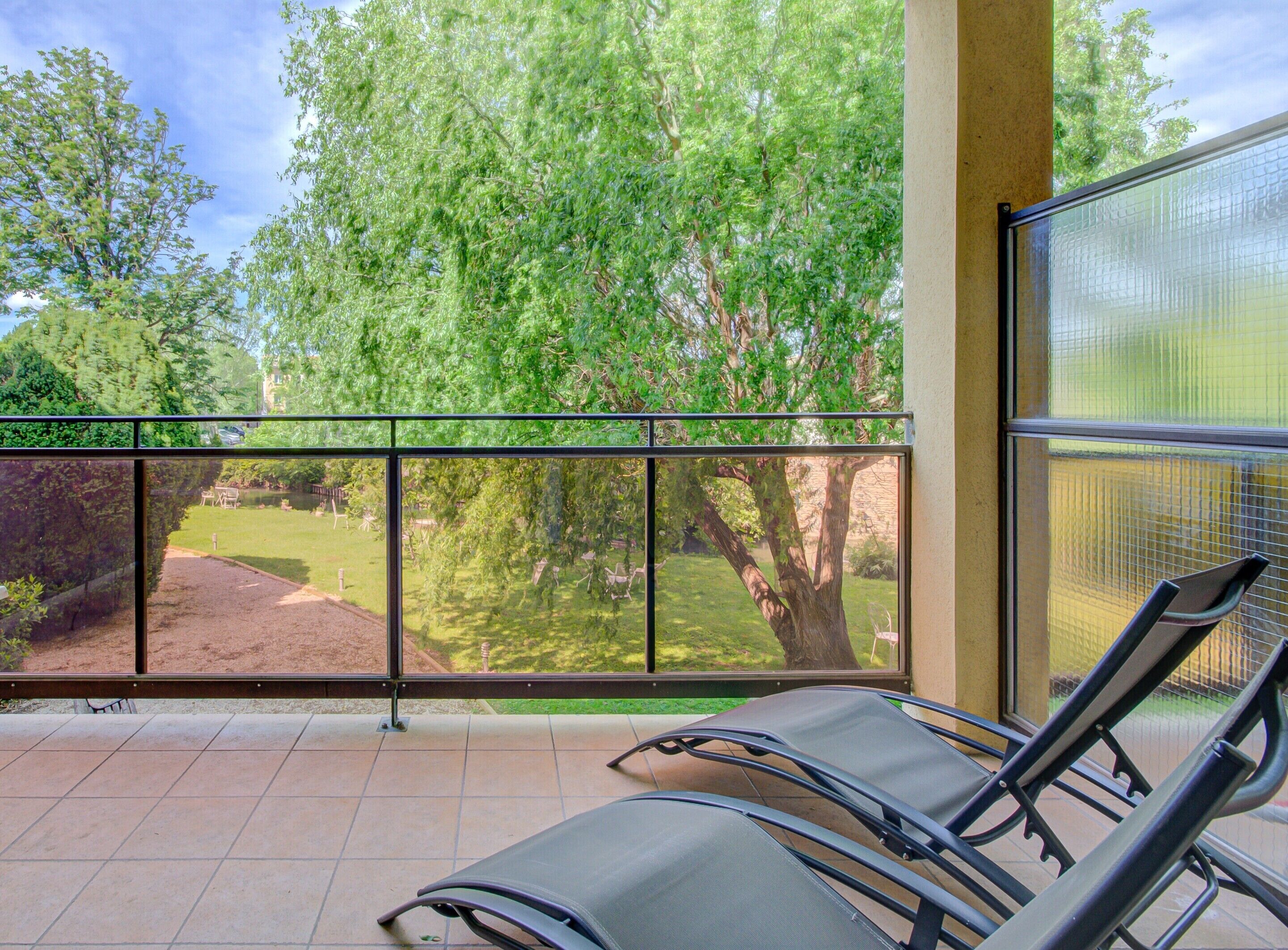 deluxe double or twin room, ensuite | terrace/patio