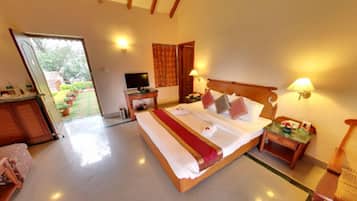 Premium Room, 1 Double Bed | Minibar, rollaway beds, free WiFi