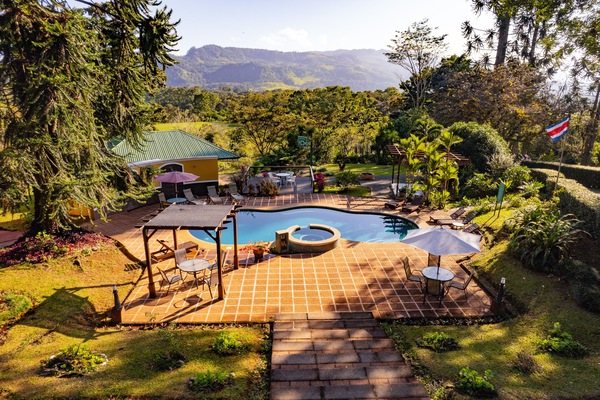 Outdoor pool, open 7 AM to 9:00 PM, sun loungers