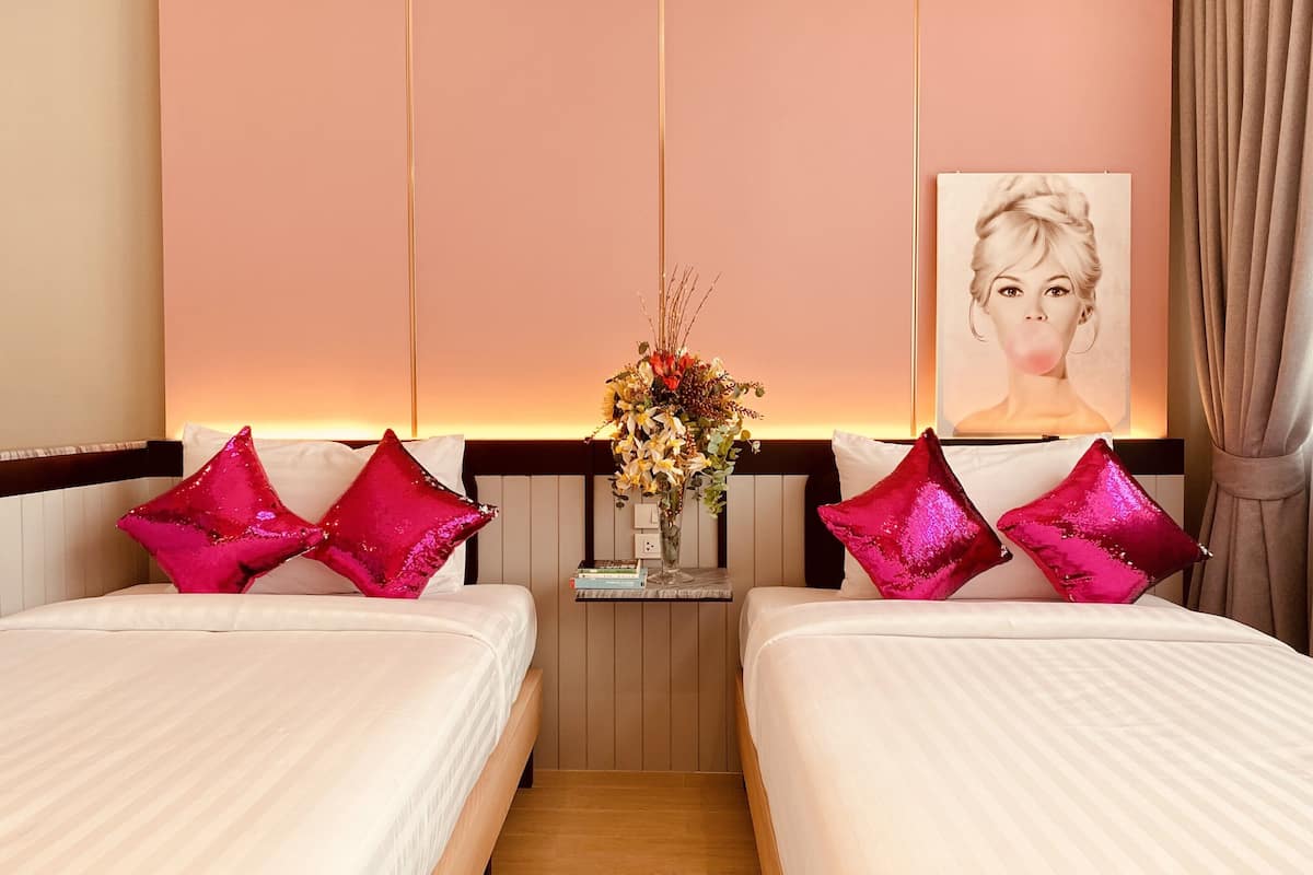 Kahden hengen deluxe-huone (kaksi sänkyä) | 1 makuuhuone, tallelokero huoneessa, pimennysverhot, ilmainen Wi-Fi