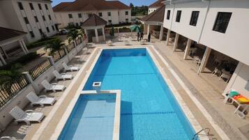 Alberca al aire libre