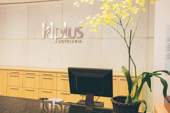 Reception - Saint Moritz Hplus Express (Brasília)