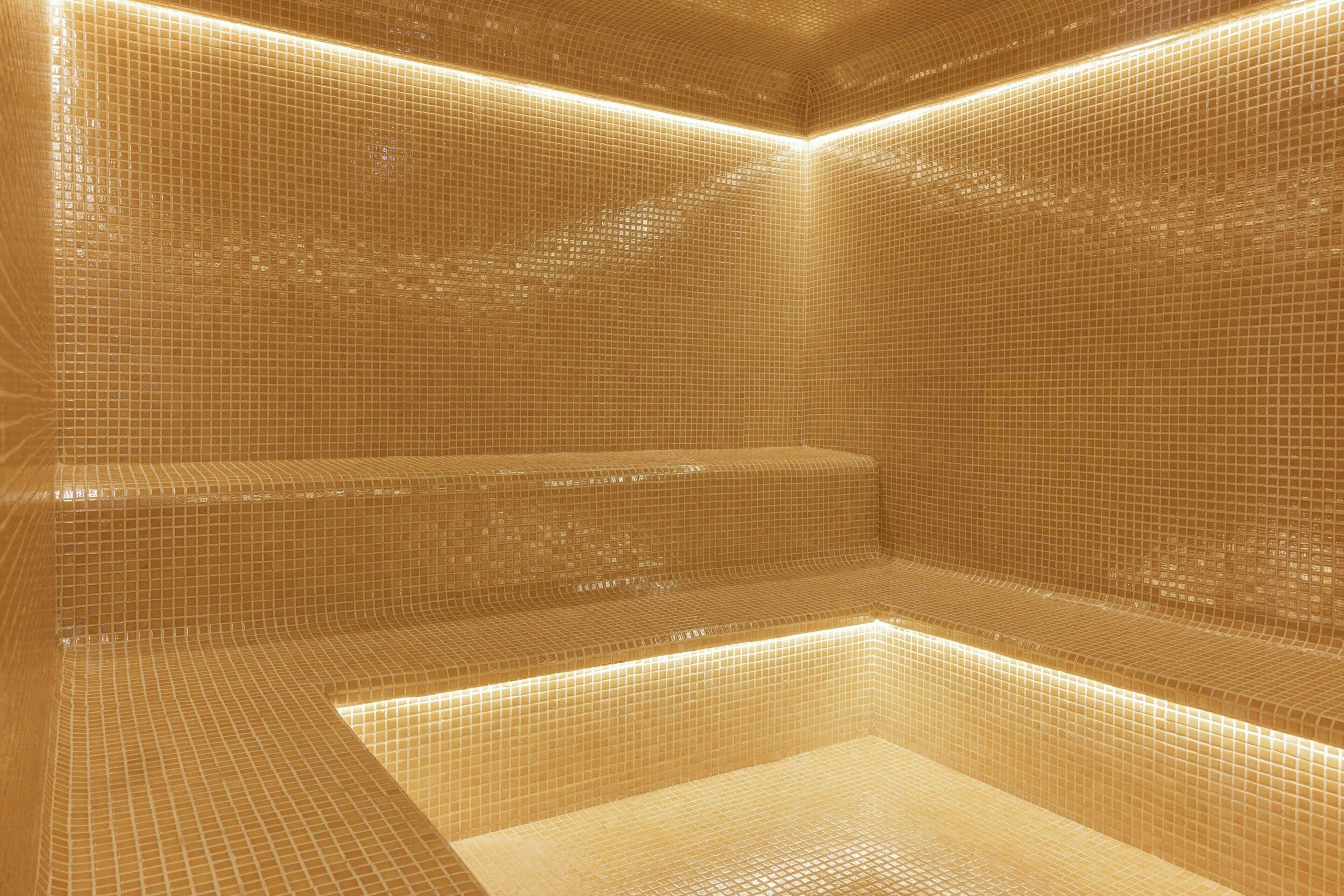 Couples treatment rooms, body treatments, facials, massages