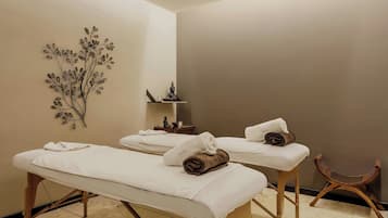 Salas de tratamiento para parejas y tratamientos corporales