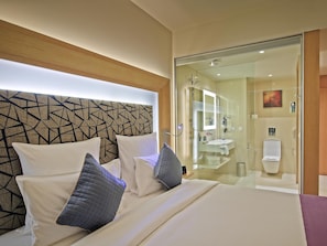 Superior Room, 1 King Bed | Premium bedding, down duvets, minibar, in-room safe