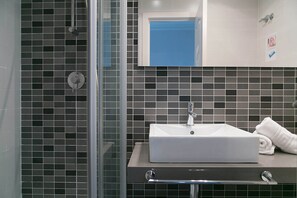 Double or Twin Room, Private Bathroom (Exterior) | Bathroom