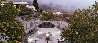 阿爾塔蒙塔納飯店