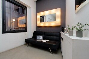 Superior kamer | Luxe beddengoed, bedden met traagschuimmatrassen, een minibar