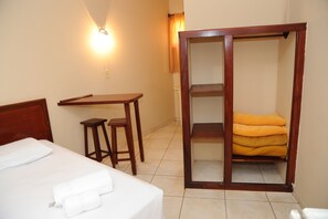 Standard Single Room | Minibar, desk, blackout drapes, soundproofing