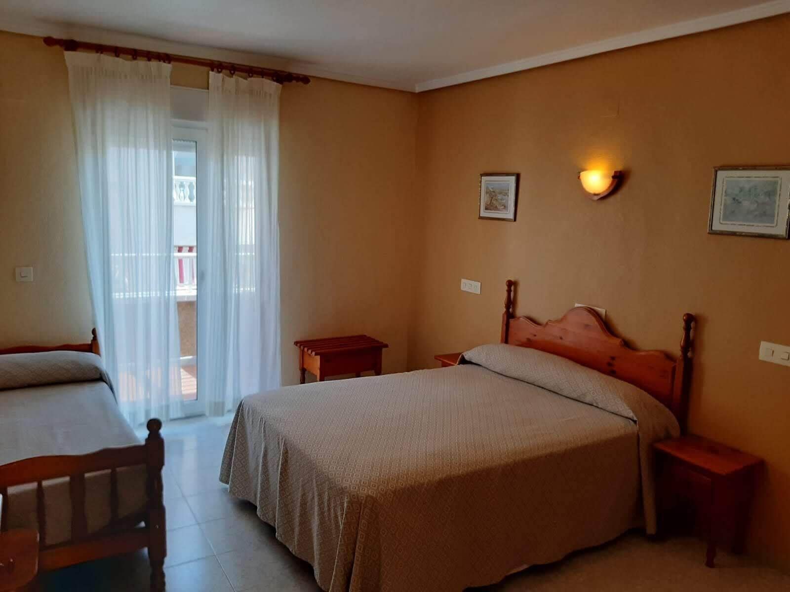 driepersoonskamer | Gratis wifi, beddengoed