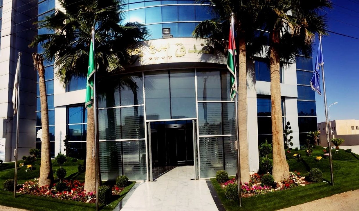 مدخل المنشأة