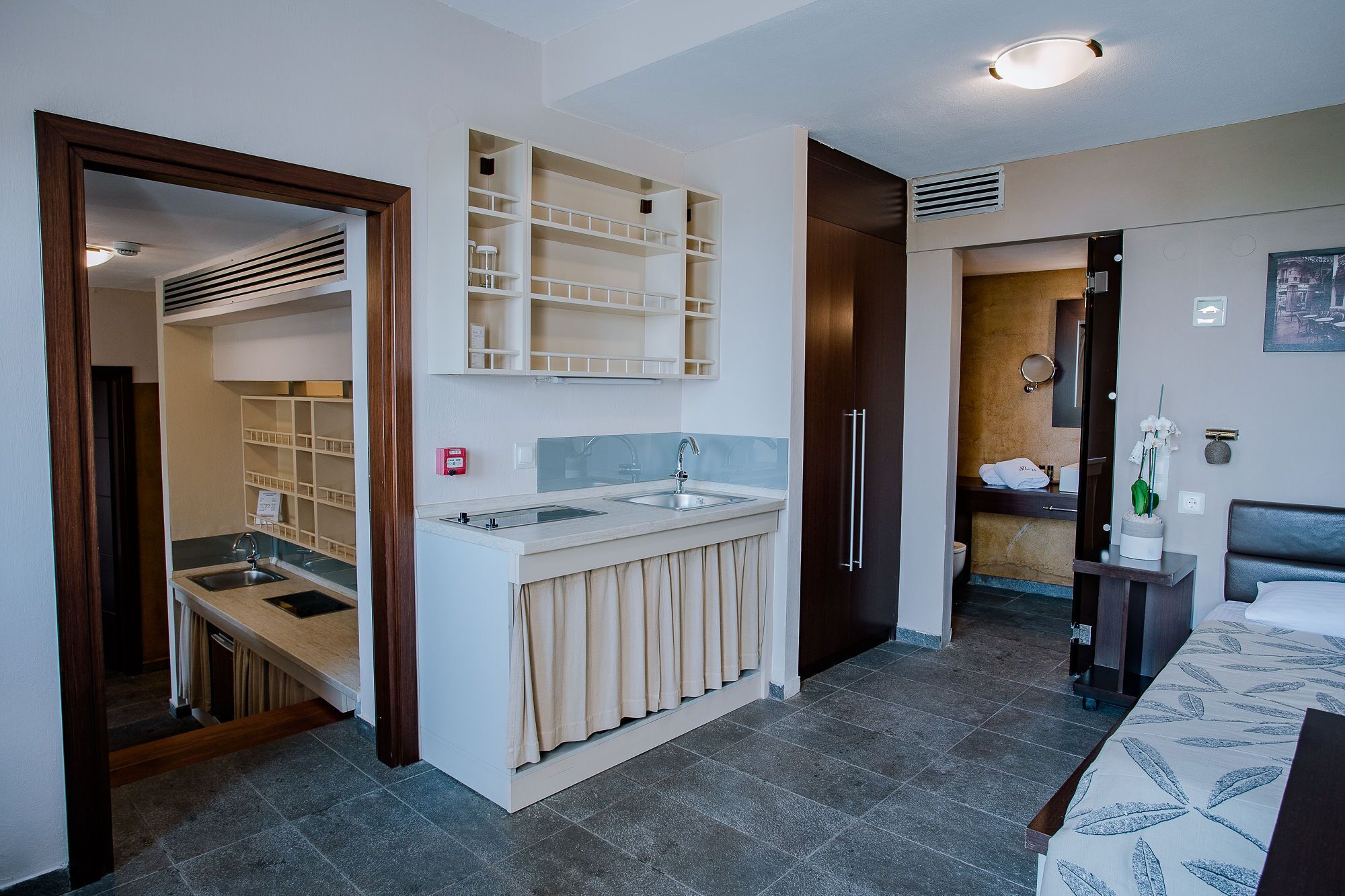 Private kitchenette