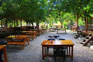 Breakfast, lunch, dinner served; Turkish cuisine  - Saban Tree Houses (Kumluca)