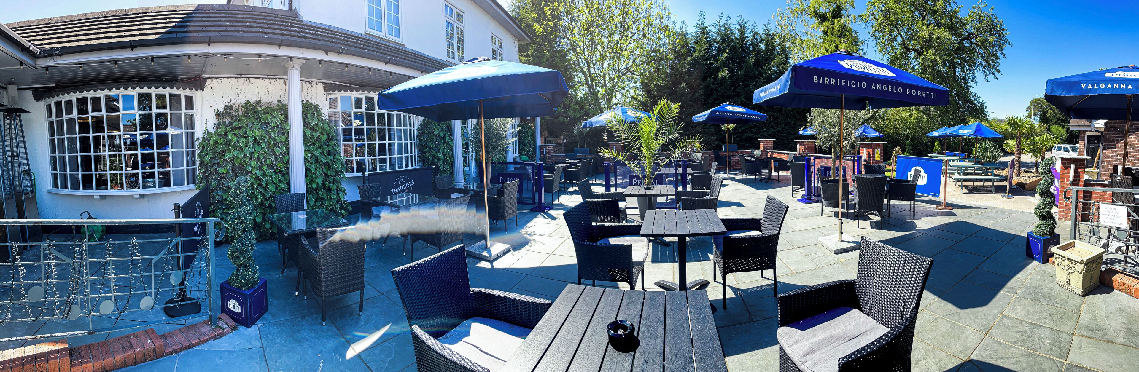 Fachada da propriedade