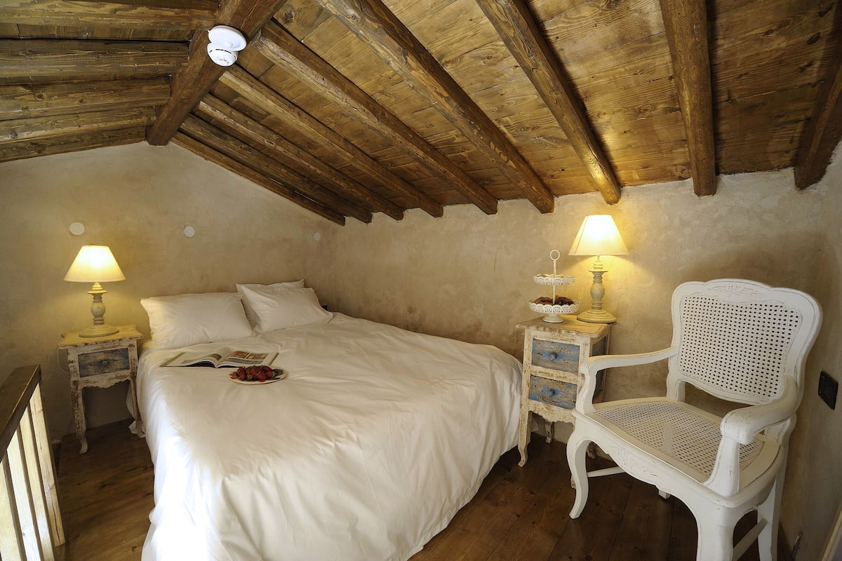 Draps en coton égyptien, minibar, coffres-forts dans les chambres