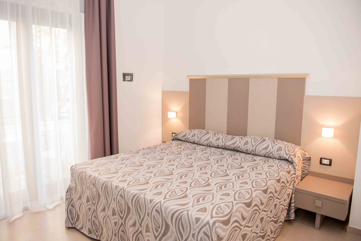 1 bedroom