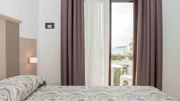 Superior Double Room, Ensuite, Sea View