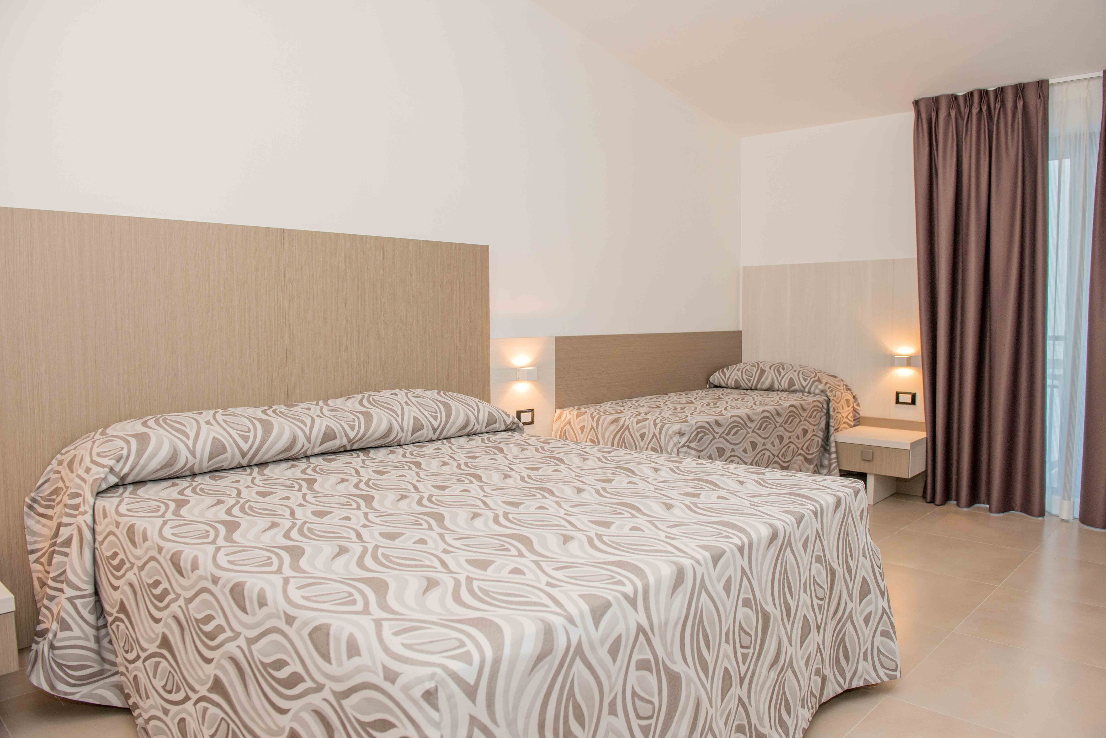 Classic-Dreibettzimmer, mit Bad