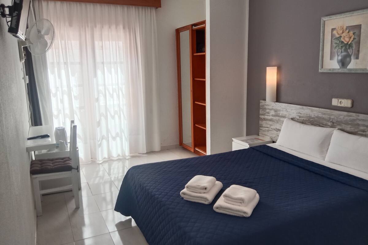 1 bedroom, minibar, in-room safe, blackout curtains
