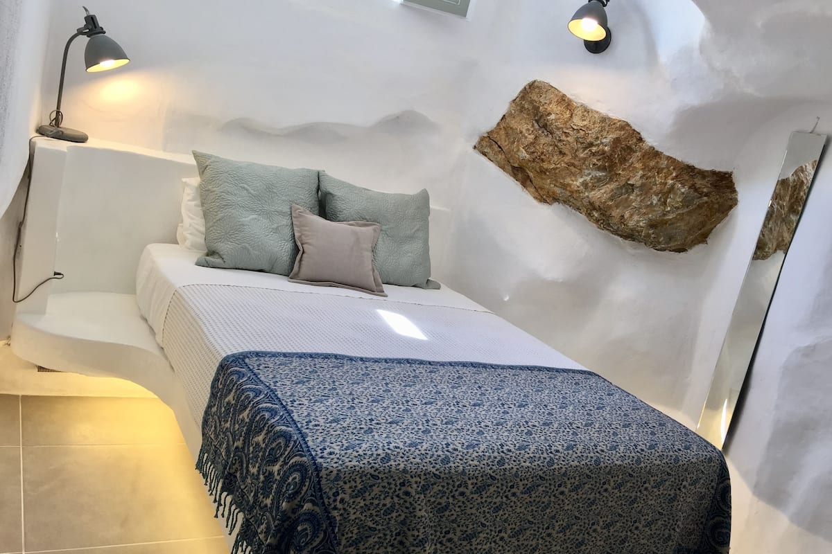 Elite Villa, 2 Bedrooms | Premium bedding, pillowtop beds, in-room safe, individually decorated