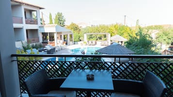 Superior Triple Room | Terrace/patio