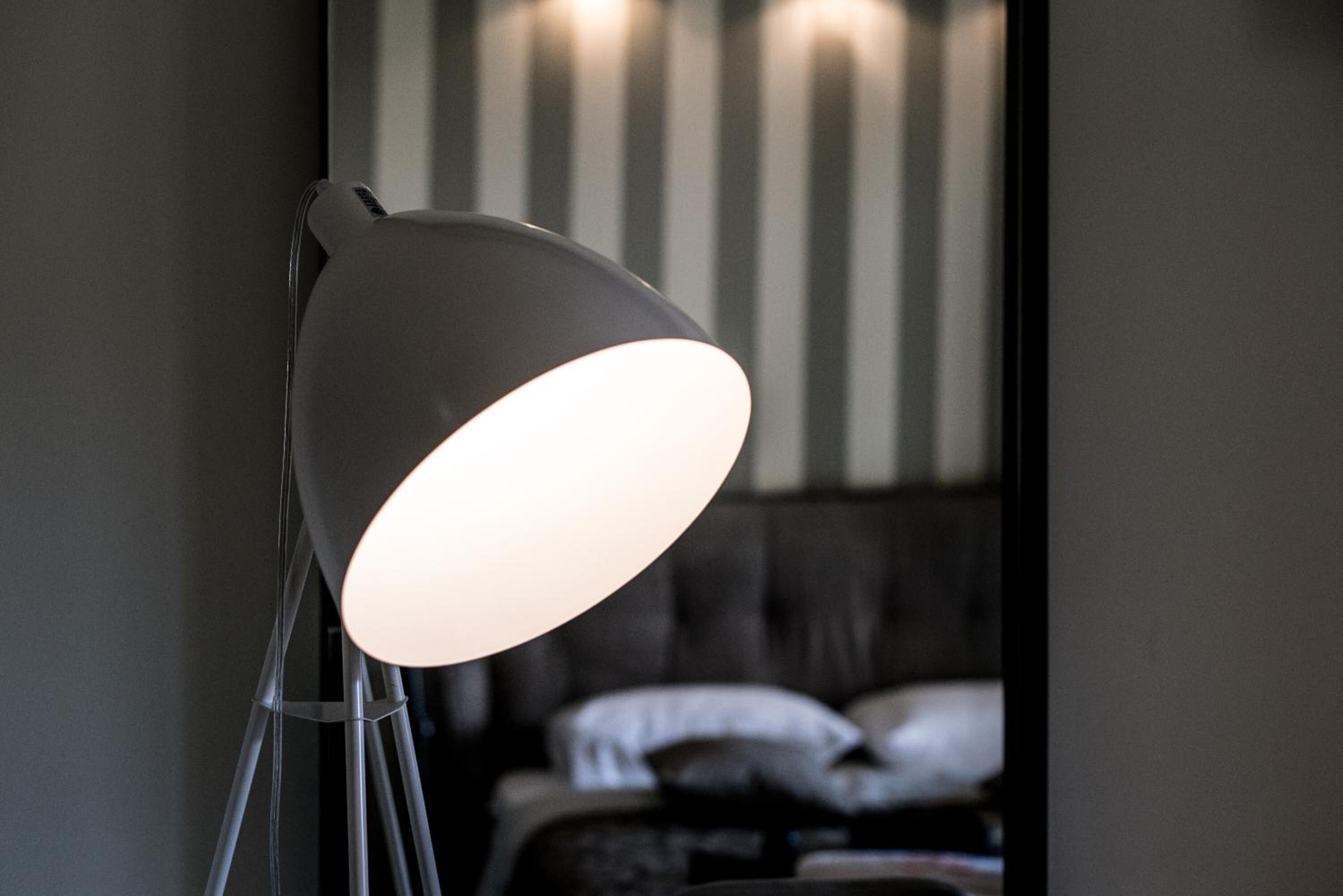 in-room safe, free wifi, bed sheets