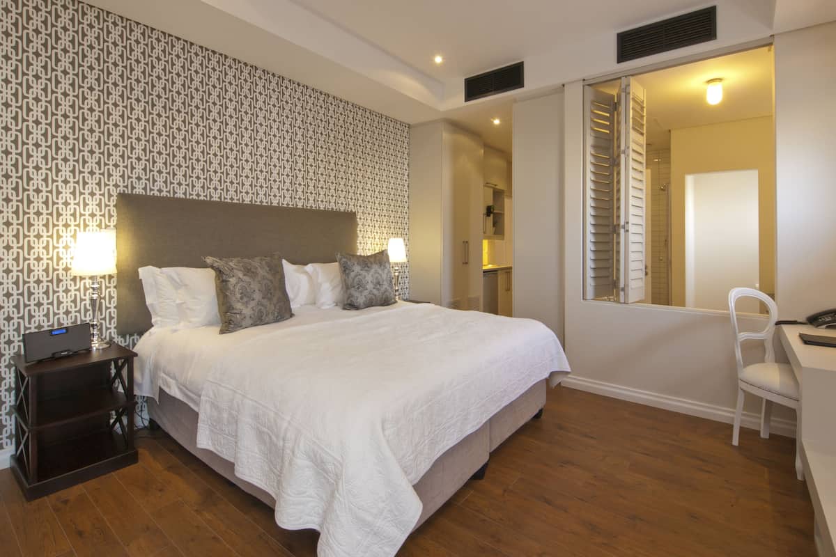 Luxury Room | Premium bedding, minibar, in-room safe, individually decorated
