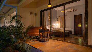 Deluxe Room, 1 Double Bed | Terrace/patio