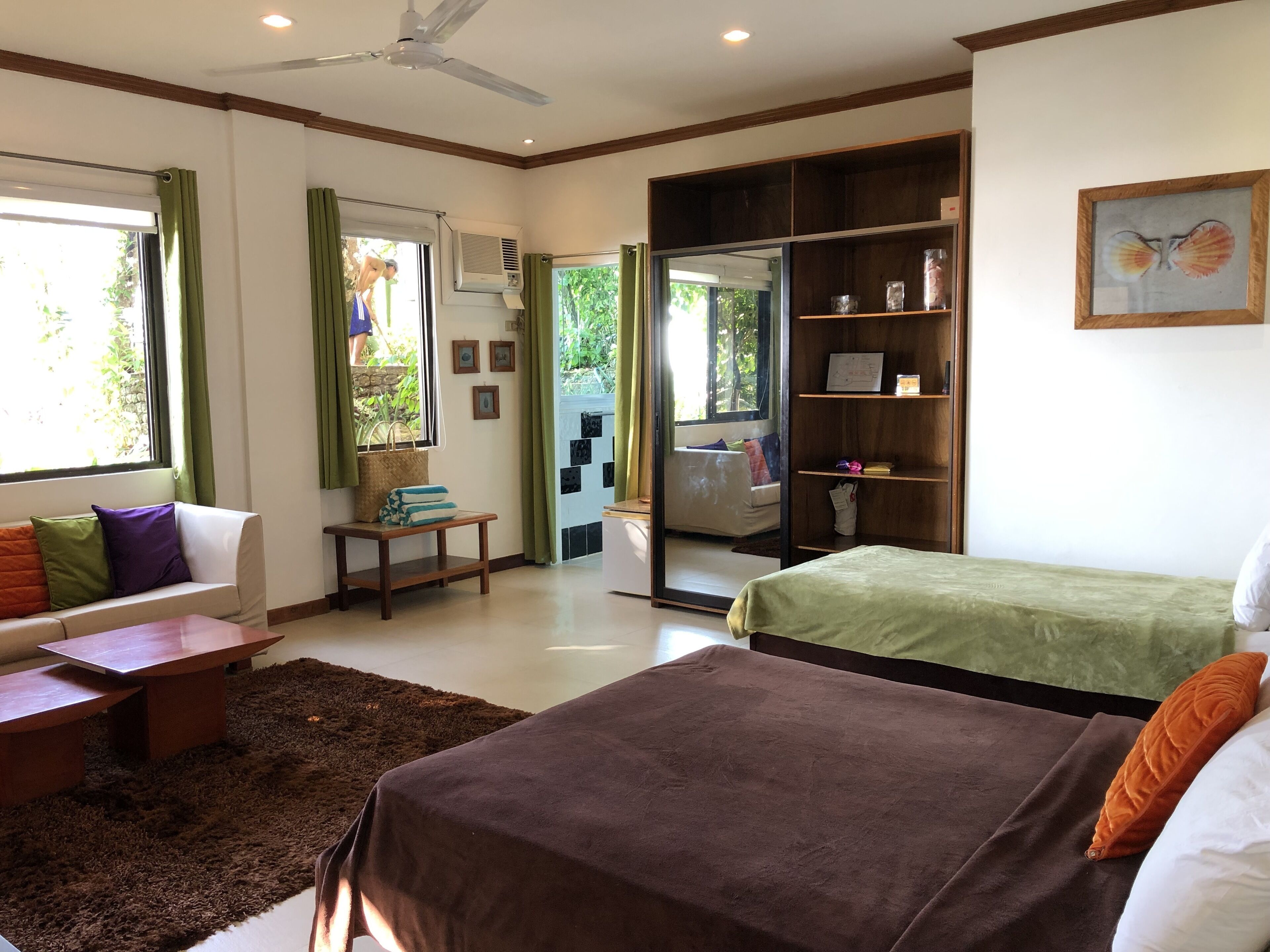 classic room, partial ocean view | 1 bedroom, individually decorated, individually furnished