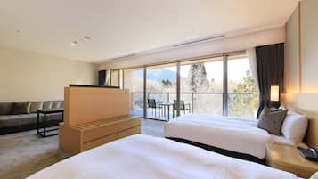 Western-style room, standard(3 persons), Non Smoking | Free minibar, in-room safe, iron/ironing board, free WiFi