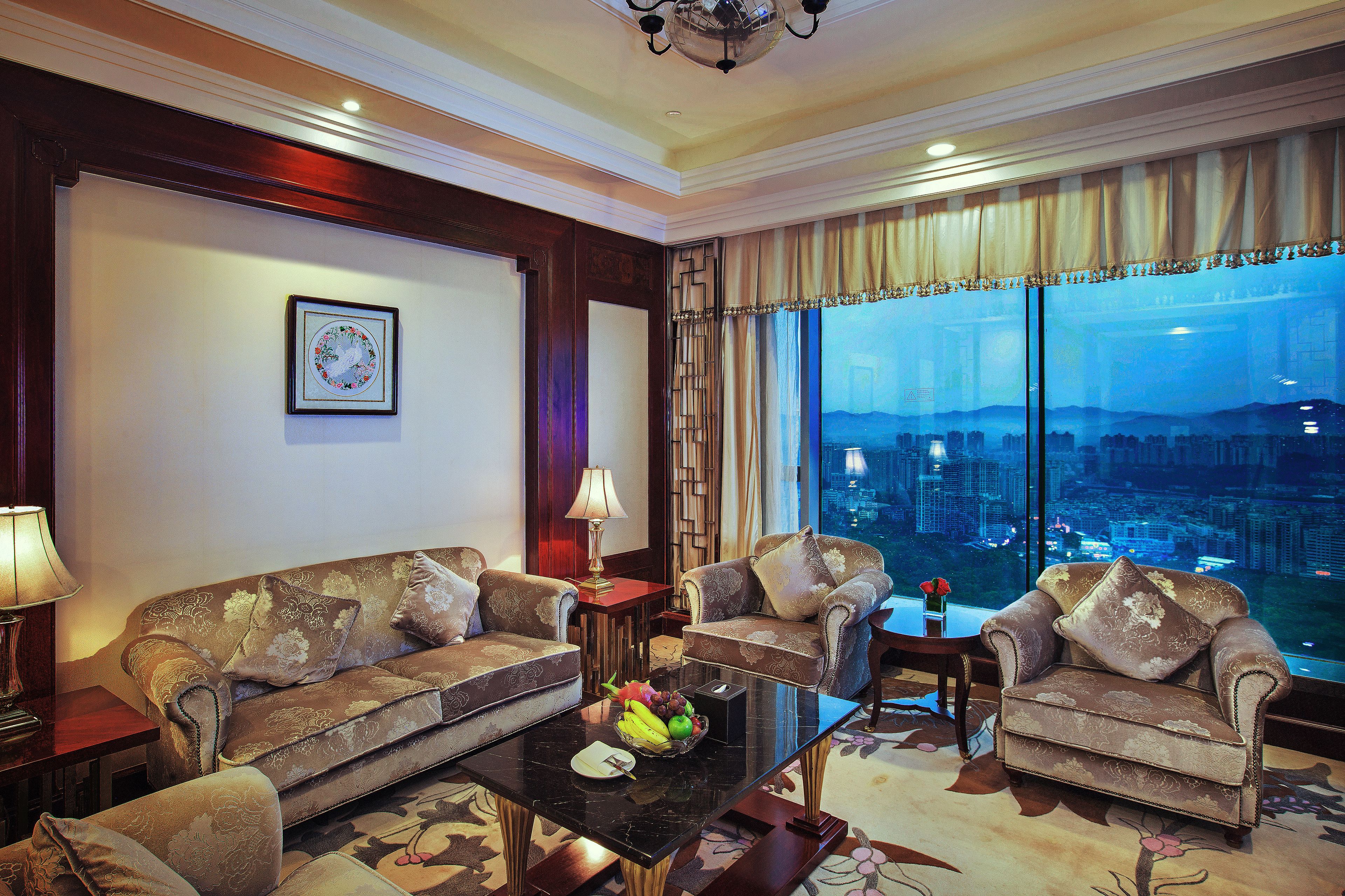 garden view suite | down duvets, pillow-top beds, minibar, in-room safe