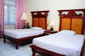 Bungalow | Premium bedding, pillow-top beds, in-room safe, individually decorated - The Rishi Candidasa Beach Hotel (Karangasem)