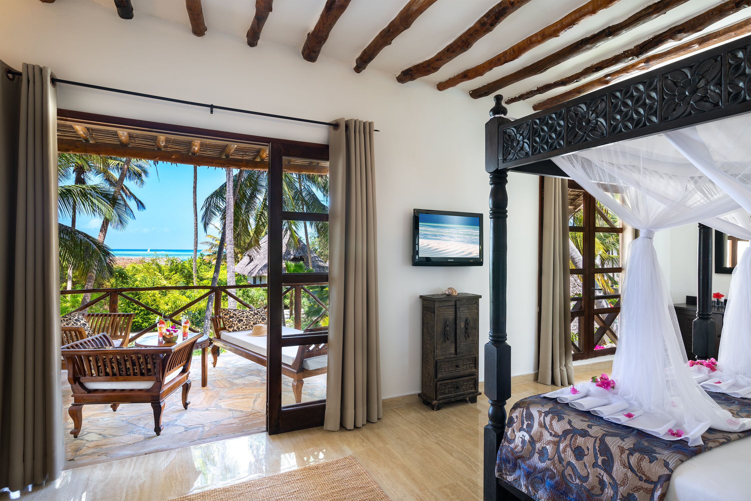 panoramic double room | premium bedding, minibar, in-room safe, desk