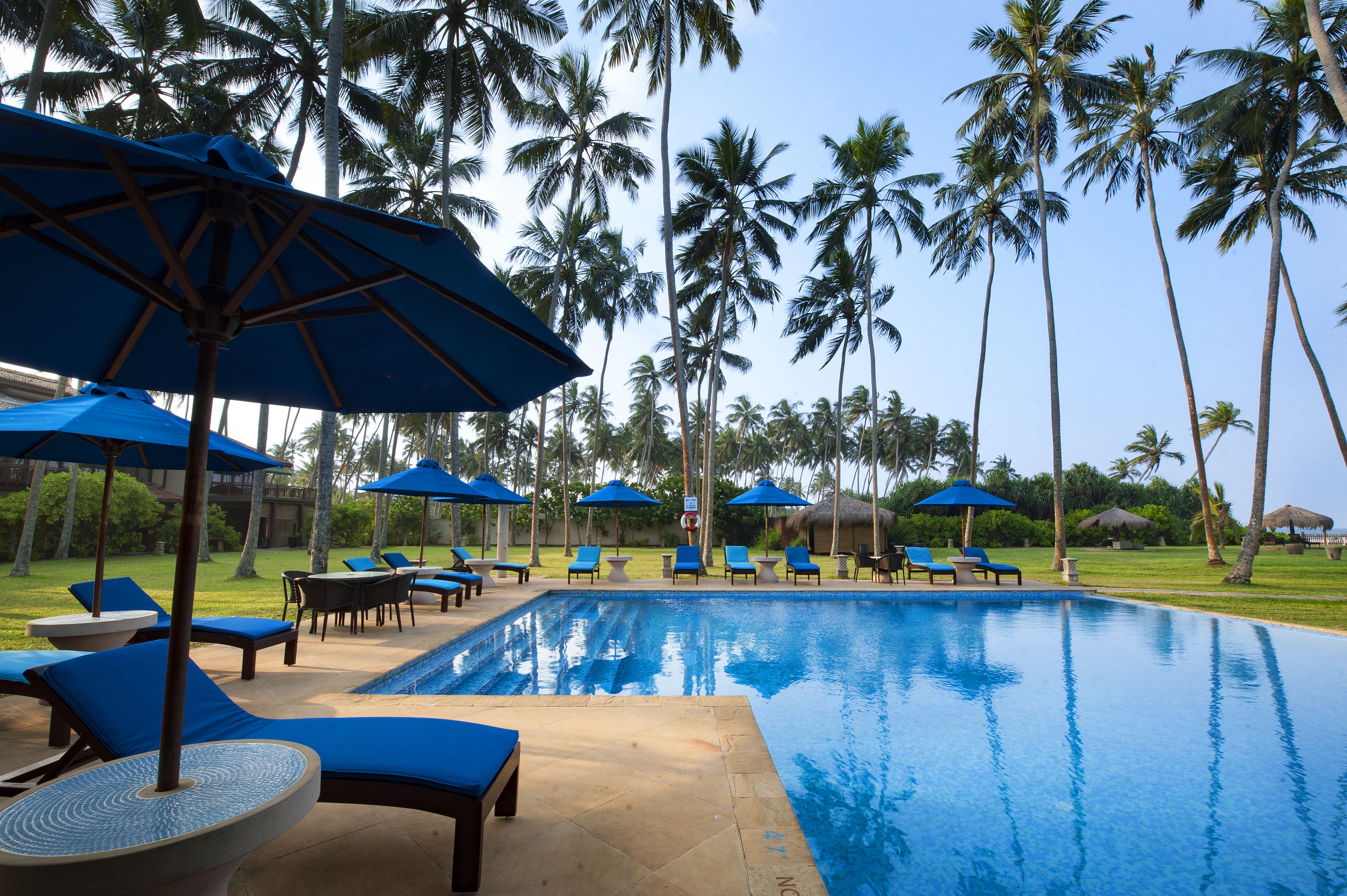 Außenpool, geöffnet von 07:30 Uhr bis 18:30 Uhr, Liegestühle