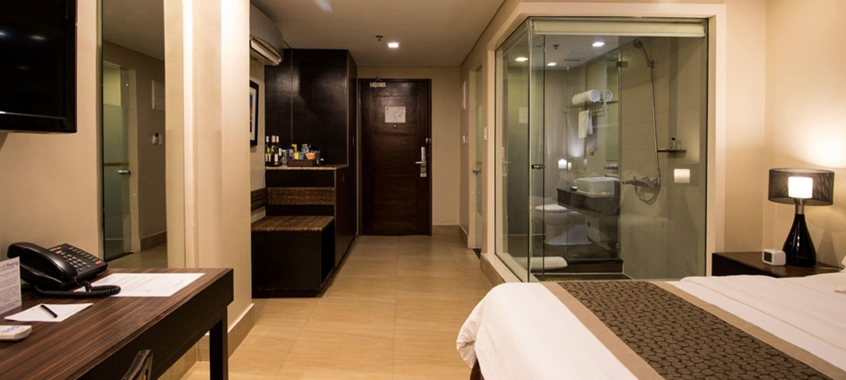 standard room | bathroom | shower, free toiletries, hair dryer, towels